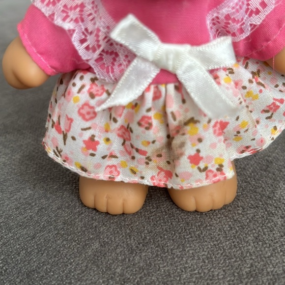 💚 HOST PICK 💚 Vintage Green Haired Troll Doll in Pink Dress - Picture 9 of 10